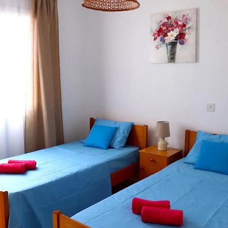 Central 2 Bedroom Apartment In Kato Paphos ภายนอก รูปภาพ