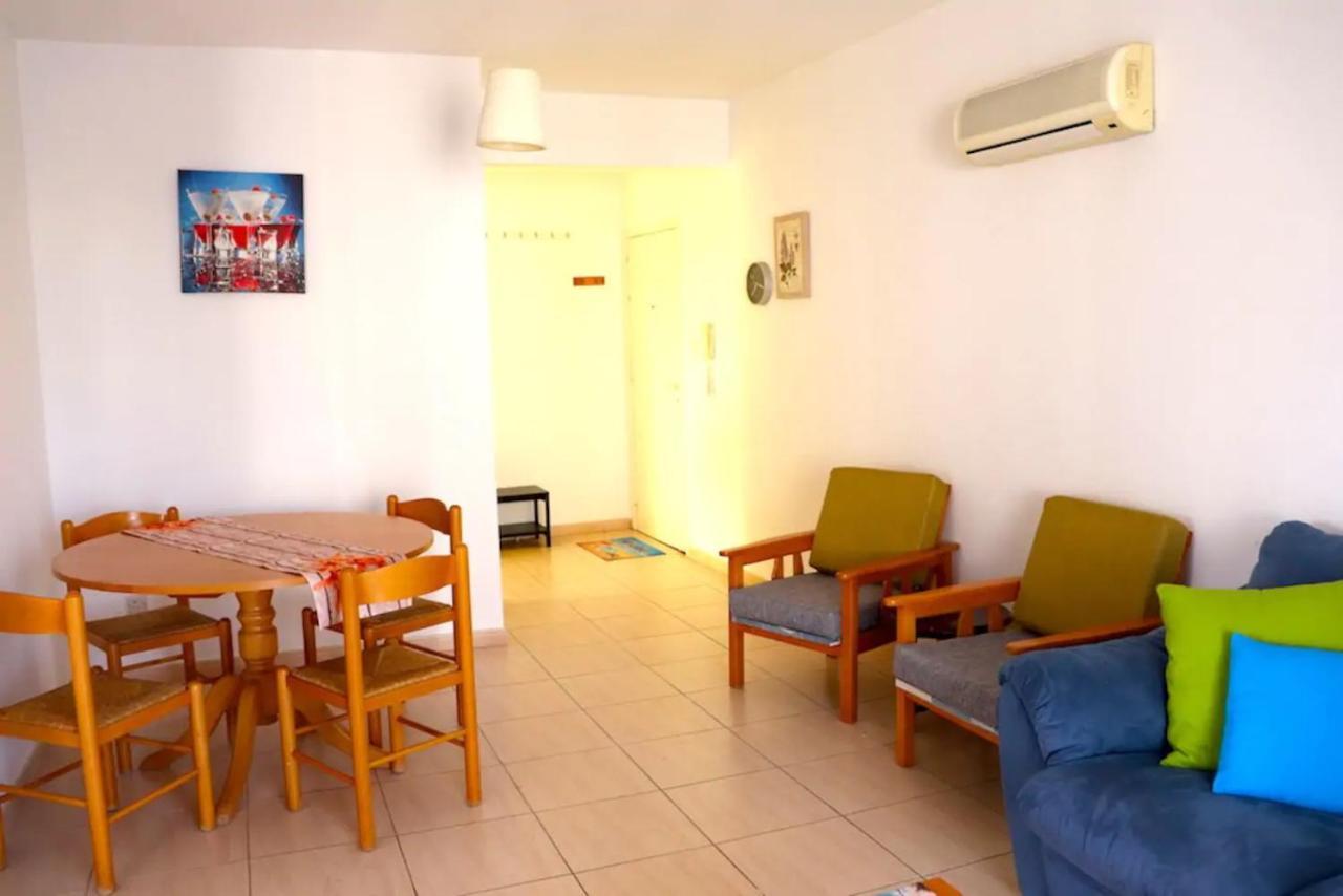 Central 2 Bedroom Apartment In Kato Paphos ภายนอก รูปภาพ